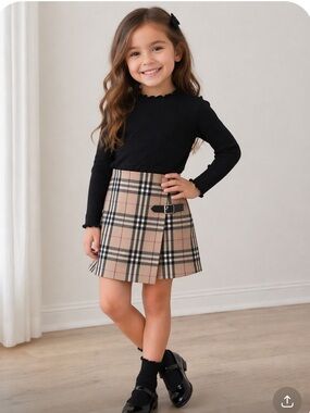 Burberry Tan Black Plaid Pleated Kids Skirt with Buckle